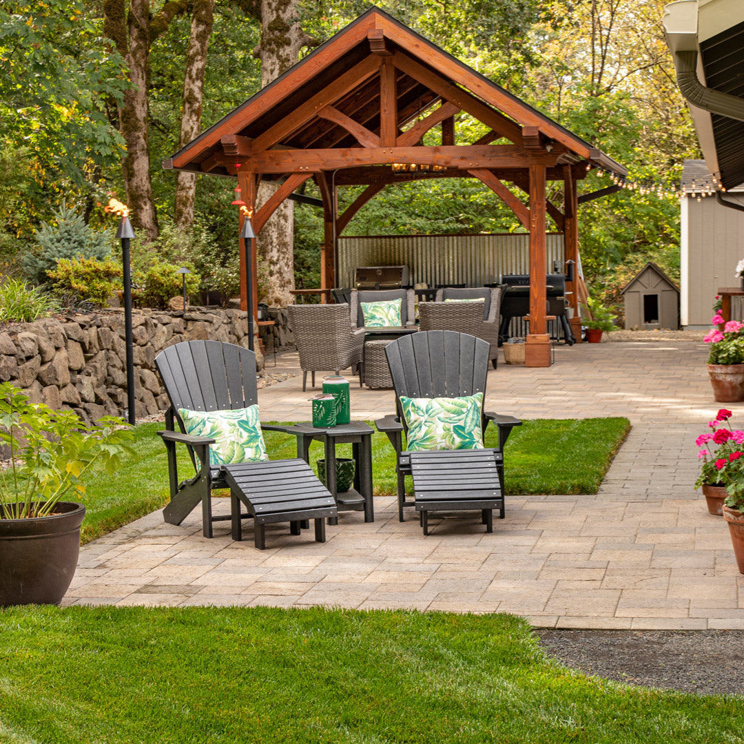 Outdoor patio with stone pavers